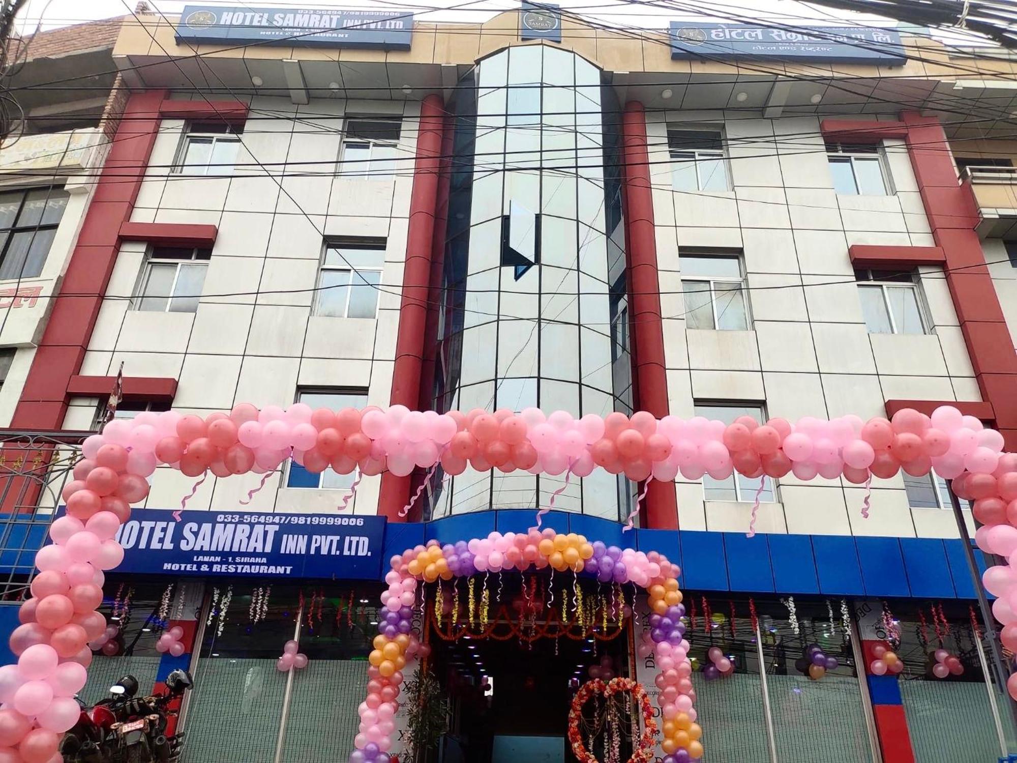 Hotel Samrat Inn Pvt Ltd Lahan Bagian luar foto